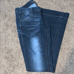 Maurices jeans